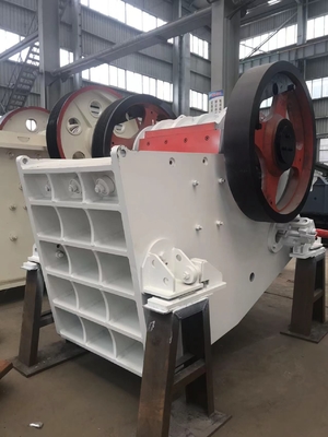 Van de de Kaakmaalmachine van de Symonskegel het Type van de Machineeuropa de Maalmachine van de Rotshamer C125