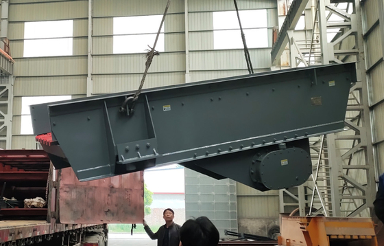 800 TPH Voeder van het de Voederzsw6000x1300 de Trillende Grijze Scherm van de Kaakmaalmachine Grijze
