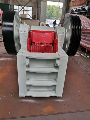 15Kw Machine 5-20 die TPH van de kaakmaalmachine Kleinschalige Rotsmaalmachine PE250*400 ontgint