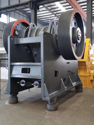 Van de de Kaakmaalmachine van het mijnbouwgraniet de Machine PE900*1200 100 de Stenen Maalmachineinstallatie van TPH