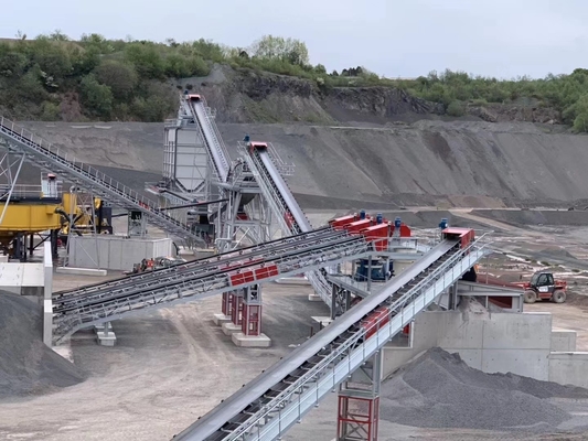 250 - 300 TPH gebruikten Mobiele Secundaire de Kaakmaalmachine van Maalmachinecomplexen in Steengroeve en Mijnbouw
