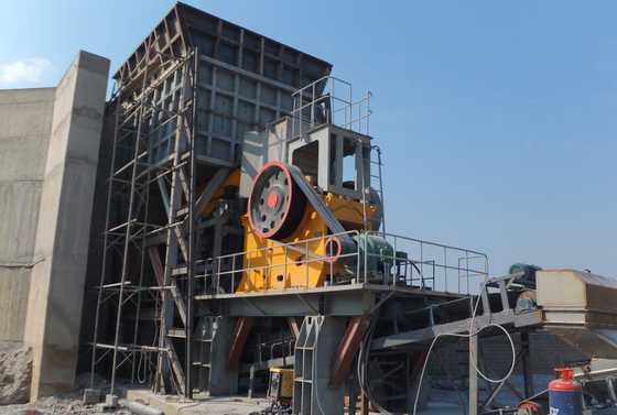 Nieuwe van de Diesel AC Rivier Stenen Maalmachine van de de Steengoudwinning van het Motorgraniet de Rotsmaalmachine