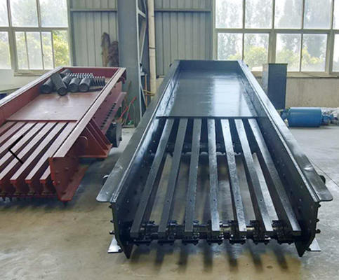 Van de de Maalmachine Magnetische Trillingsvoeder ZSW1360 600 TPH van de mijnbouwkaak de Steenrots, Trillingsvoeder, lineaire trillende voeder