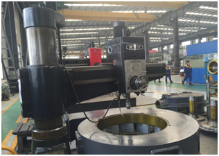 Raymond Powder Grinding Mill 1 - 50 TPH Kalkspaat voor Malende 200 Mesh Silica Sand
