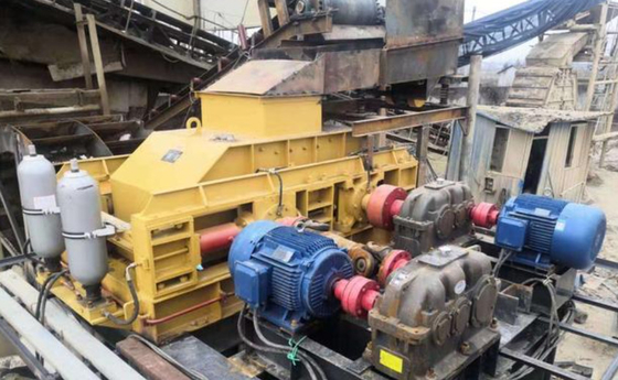 2PG0425 het Zandkern die van het kwartspoeder Machine 45kw voor Middelgrote Hardheidsmaterialen maken